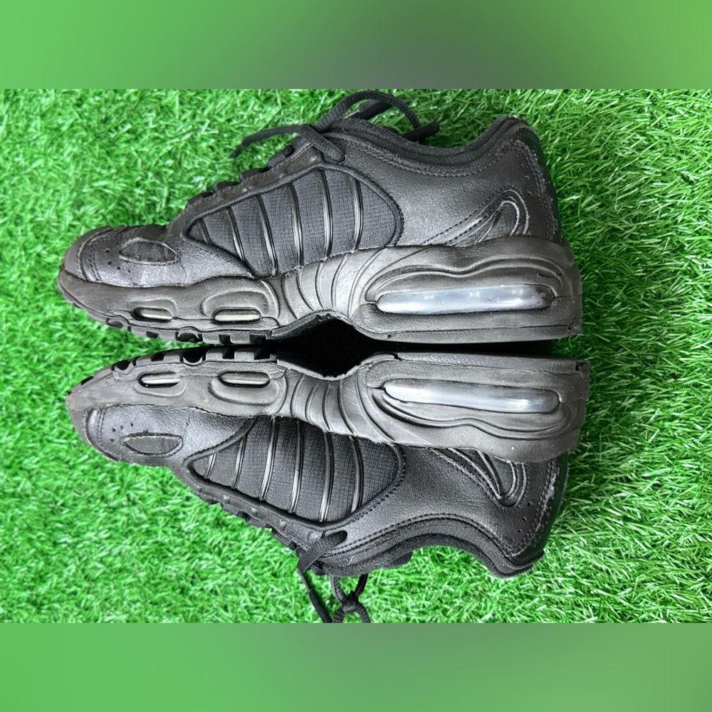 AIR MAX TAILWIND 4 GS 'TRIPLE BLACK' Size 6.5Y - Picture 6 of 9